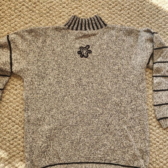 LAUREL Sweater Women's Size 40 Made In Italy( US Size 10) - Picture 11 of 11